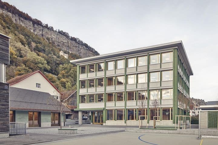 Schulhaus Haldenstein
